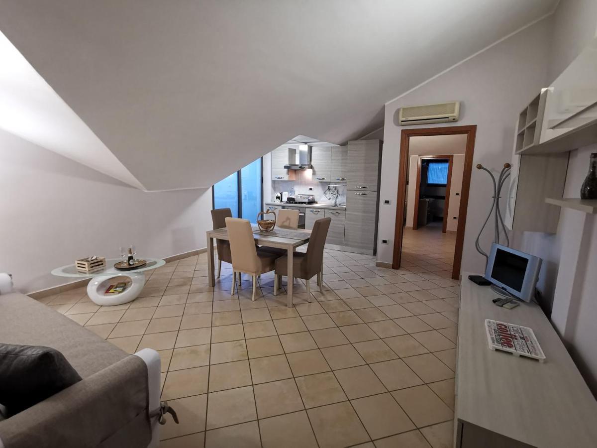 B&B Louise Santa Maria Capua Vetere Eksteriør bilde