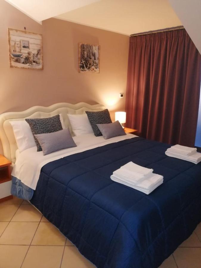 B&B Louise Santa Maria Capua Vetere Eksteriør bilde